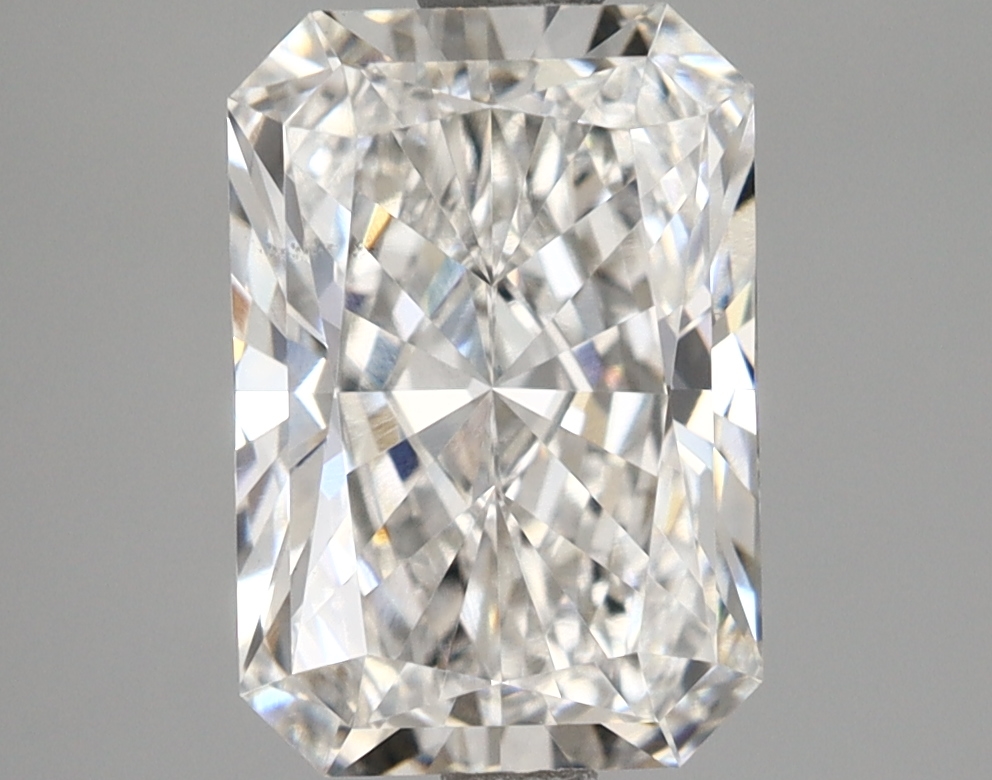 2.88 Carat Radiant Shaped Ideal Cut E-VS1 - IGI Certified Lab Grown Diamond