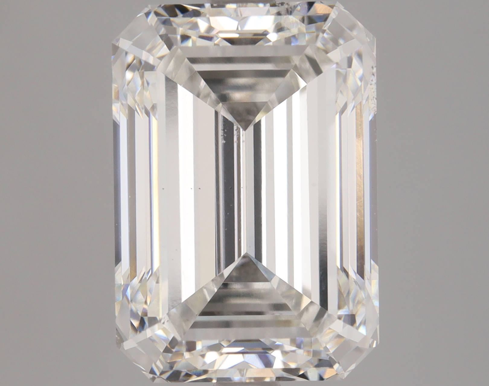 4.50 Carat Emerald Shaped Ideal Cut GVS1 IGI Certified Lab Grown