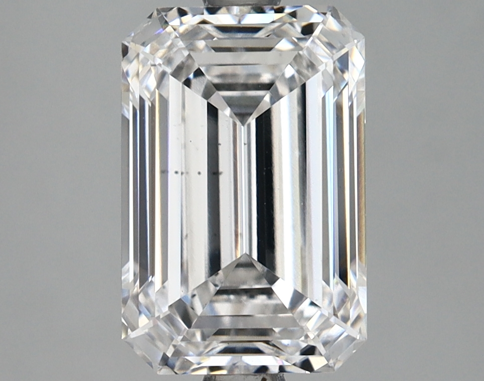 2.95 Carat Emerald Shaped Excellent Cut F-VS2 - IGI Certified Lab Grown Diamond