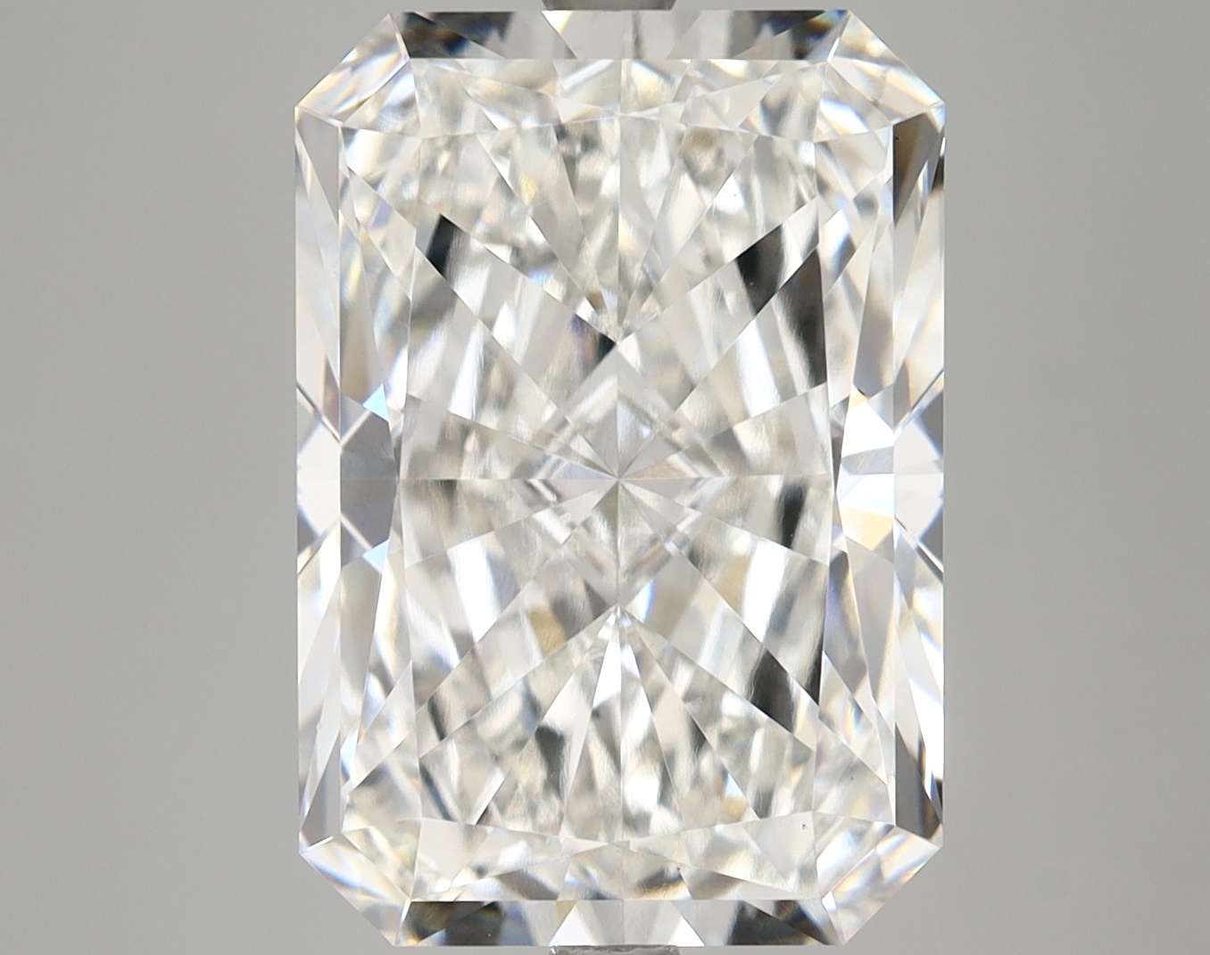 8.14 Carat Radiant Shaped Ideal Cut F-VS1 - IGI Certified Lab Grown Diamond
