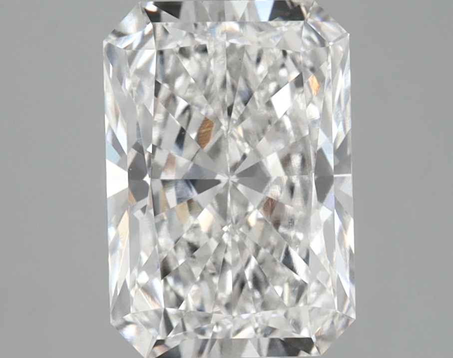 2.63 Carat Radiant Shaped Ideal Cut F-VS2 - IGI Certified Lab Grown Diamond